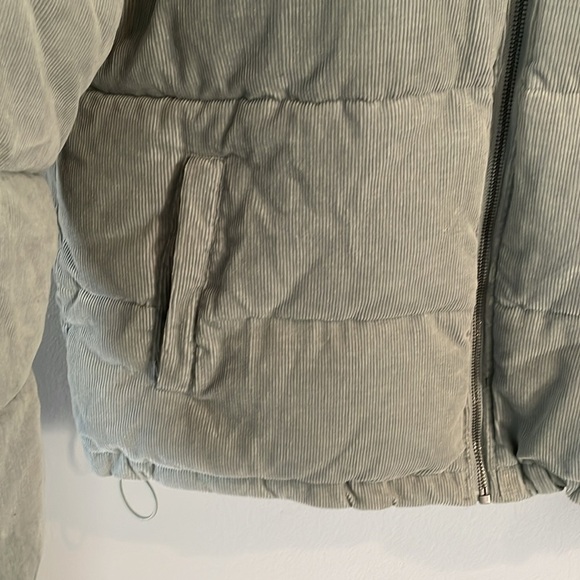 Levi’s Bubble Corduroy Puffer Court Sage Green size XL - Picture 6 of 9
